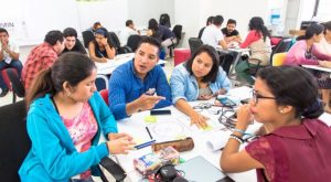 Conoce si puedes sacar tu título universitario en otra universidad donde no estudiaste