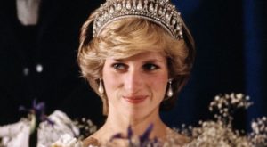 Vestidos que usó la princesa Diana serán subastados en Estados Unidos 