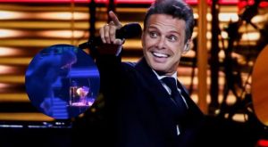 Luis Miguel sufre incidente en concierto de Argentina y tiene peculiar reacción