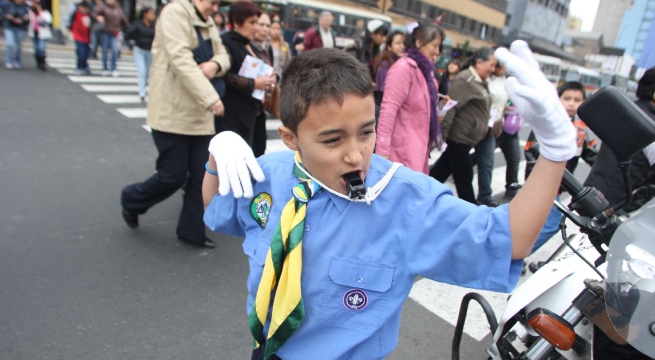 Más de 600 scouts dirigen tránsito vehicular en Lima y Callao este 30 de agosto