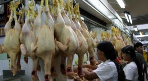 ¿Disminuye el precio de venta del pollo? Esto anunció el Midagri