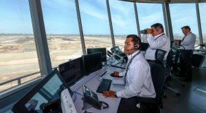Corpac lanza becas para curso de controladores aéreos: conoce los requisitos y plazos