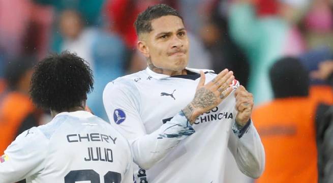 Con 2 goles de Paolo Guerrero: LDU goleó 3-0 a Defensa y Justicia en semifinal de Copa Sudamericana [Video]