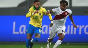 Perú vs Brasil: anulan gol a los auriverdes por posición adelantada