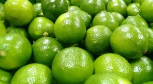 Por qué el limón y otros productos de Bolivia están ingresando al mercado peruano