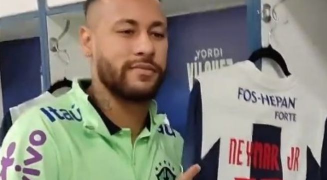 Neymar posó con la camiseta de Alianza Lima previo al Perú vs. Brasil | VIDEO