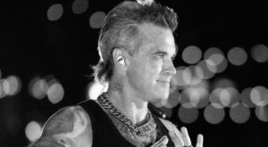 Robbie Williams sorprende al ofrecer sus servicios como “manifestante famoso” 