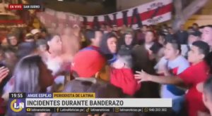 Hinchas de la selección peruana protagonizan pelea durante banderazo | VIDEO