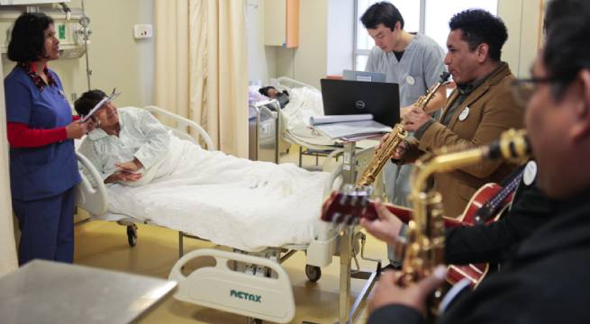 La música funciona como una terapia efectiva para el dolor