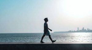 Las razones por las que caminar es bueno para la salud