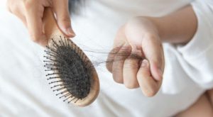 Estos son los factores que hacen que sufras con la caída del cabello