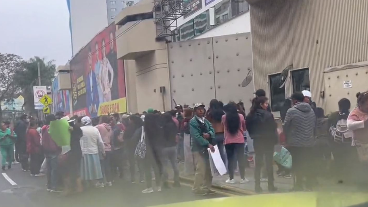 Red de Ollas Comunes de Lima rechaza protesta tras denuncia de Punto Final