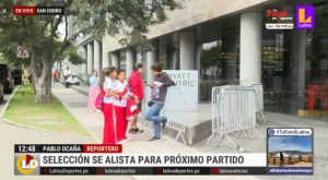 Cuatro hinchas esperaron a la selección en hotel de concentración previo al Perú vs. Venezuela