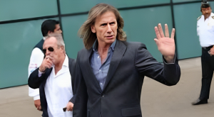 Ricardo Gareca llegó a Lima para dirigir el partido de despedida de Lobatón