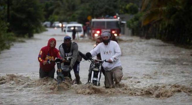 República Dominicana: Lluvias torrenciales dejan más de 20 muertos