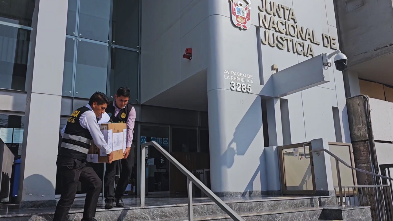 Fiscalía incautó equipos de cómputo en la Junta Nacional de Justicia tras denuncia de Punto Final