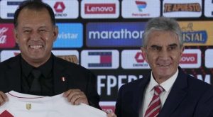 Oblitas le informó a Reynoso que no será más técnico de la selección peruana