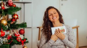 Sigue paso a paso para hacer tarjetas navideñas con IA