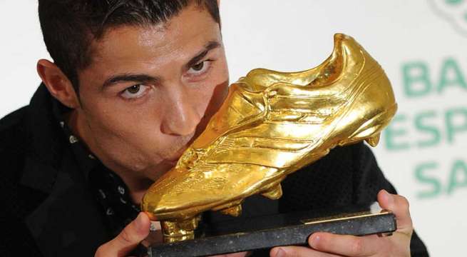  Cristiano Ronaldo le sigue con 4 Botas de Oro como pichichi europeo.