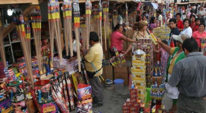 Alarmante aumento de contaminación del aire en Lima por uso de pirotécnicos en Navidad