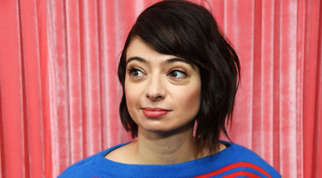 Kate Micucci de ‘The Big Bang Theory’ revela que tiene cáncer de pulmón