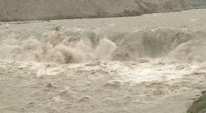 Alarma por crecida del caudal del río Rímac a causa de las lluvias