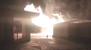 Incendio consumió almacén de gas de hospital [Video]