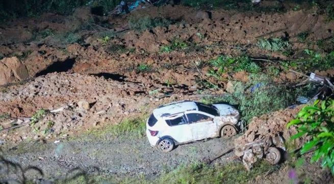 Derrumbe de tierra deja 18 muertos y 35 heridos en Colombia
