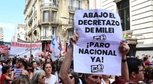 Dictan medida cautelar que suspende reforma laboral Javier Milei