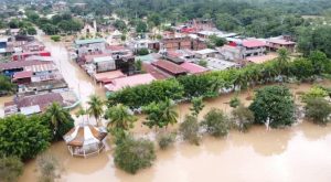 Ciudad del Perú se encuentra sumergida desde hace casi una semana