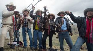 Batalla campal a huaracazos: la tradicional guerra que se disputa en Cusco dos veces al año | VIDEO