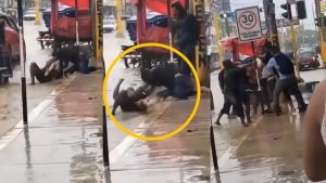Tumbes: mototaxistas protagonizan pelea por conseguir pasajeros en plena lluvia