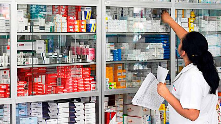 CMP exige al Minsa realizar una compra extraordinaria de medicamentos ante desabastecimiento