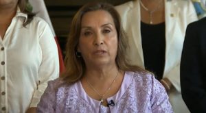 Dina Boluarte sobre carro de presidencia en Asia: «Quieren vincularme a una supuesta protección a Cerrón»
