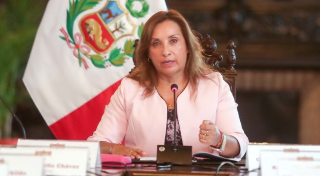 Presidenta Dina Boluarte asistió a citación en el Ministerio Público