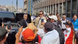 Fiscal José Domingo Pérez es agredido por colectivo extremista