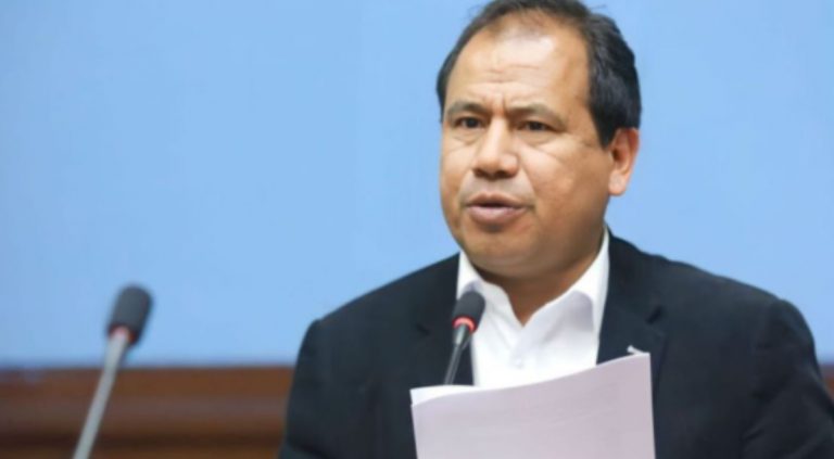 Comisión de Ética blindó al congresista Edgar Tello por caso ‘Mochasueldo’