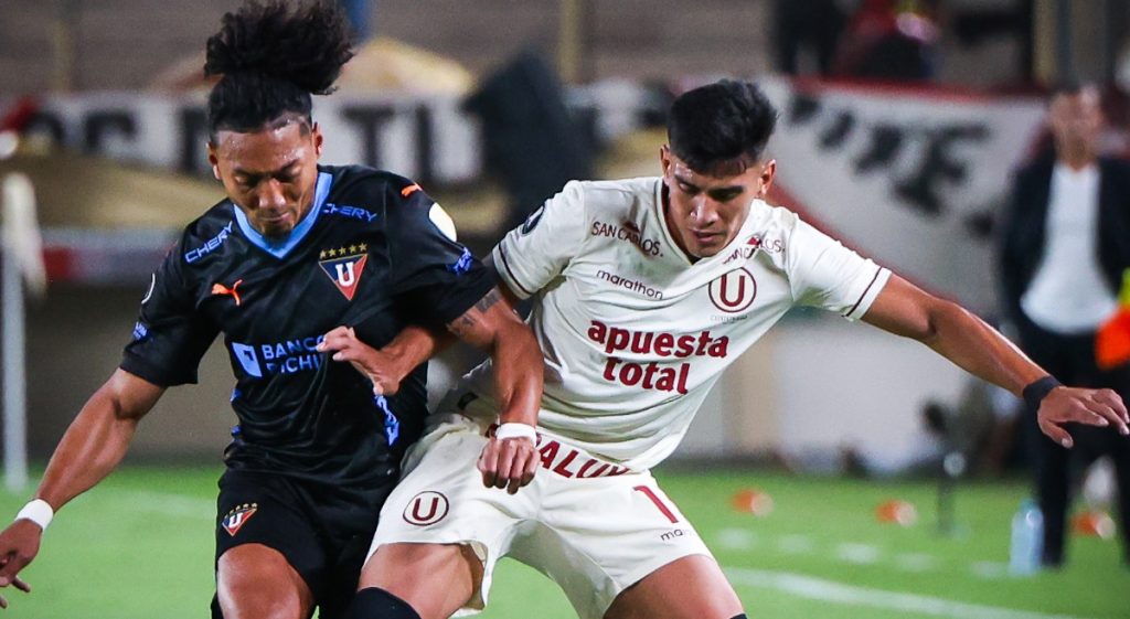 Universitario se estrenó con triunfo en la Copa Libertadores 2024.