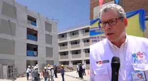 Ministro de Educación anunció la construcción de 75 escuelas del bicentenario