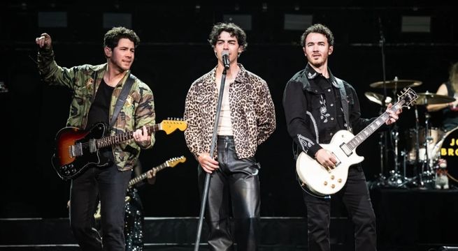 Jonas Brothers cancelaron sus conciertos en México por enfermedad de Nick