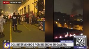 Comerciantes intentar salvar su mercadería de incendio en Mesa Redonda