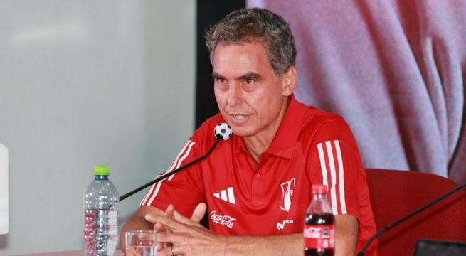 ‘Chemo’ del Solar arremete contra clubes de Liga 1 y amenaza con irse de la selección peruana