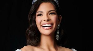 Miss Universo es expulsada de su país por traición a la patria