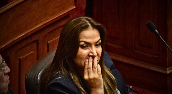 Magaly Ruiz enfrentará nuevo proceso en subcomisión por caso “Mochasueldo”