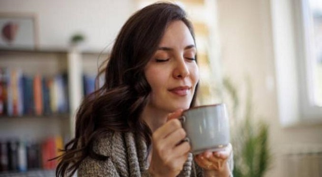 Este es el momento ideal para tu primera taza de café, según la ciencia