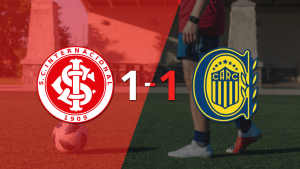 Rosario Central igualó con Internacional, pero se clasificó a Octavos de Final