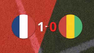 Francia le ganó 1-0 a Guinea