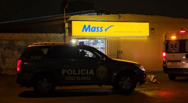 Falsos clientes asaltan tienda Mass en pleno partido de Copa América [VIDEO]