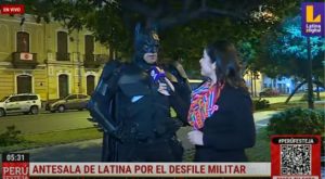 ‘Batman’ fue el primero en llegar a la Gran Parada y Desfile Cívico Militar 