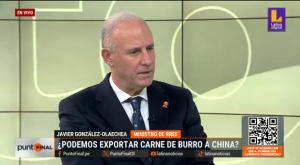 Canciller González-Olaechea no se pronuncia por exportación de la piel de burro